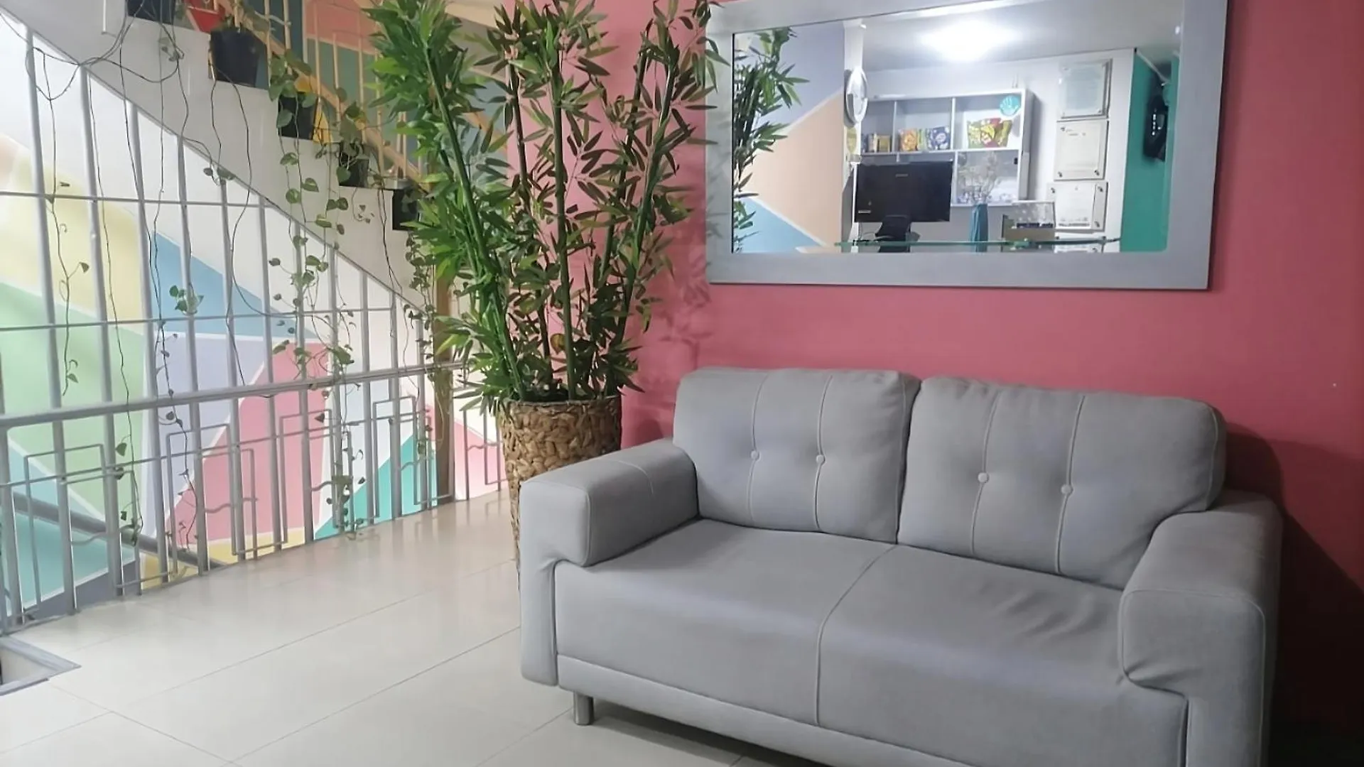 Kromatic Hostel Medellín 0*,  Colombia