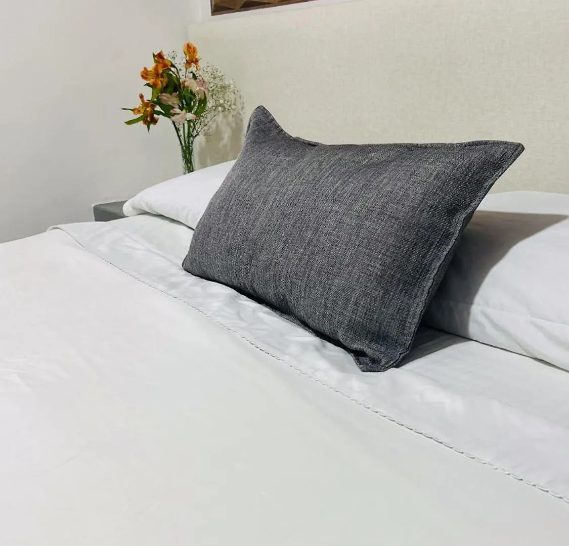 Kromatic Hostel Medellín Hotel